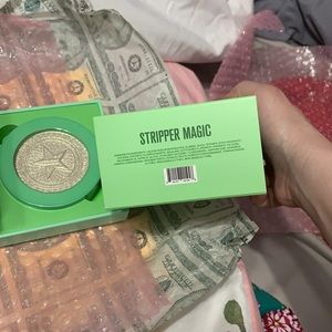Stripper Magic Extreme Frost Highlighter